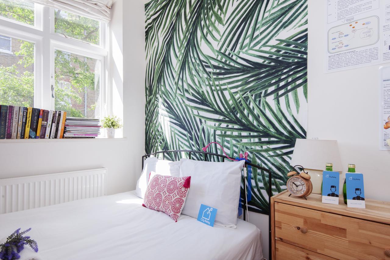 Bright Gratton Road Apartment London Kültér fotó